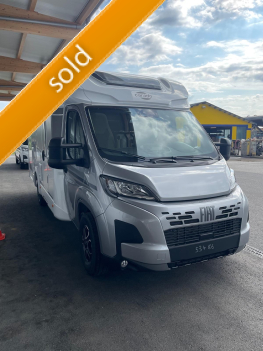Carado T328 Pro+ Edition MJ26 mit Einzelbetten und Garage