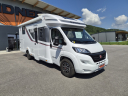 Rapido 686F mit Queensbett und Garage