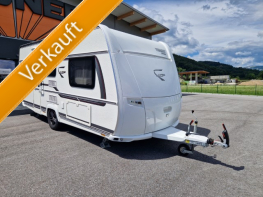 Fendt Saphir 465 mit Einzelbetten und Garage