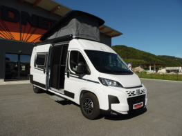 Carado CV600 Pro Edition MJ26 mit Heckquerbett und Aufstelldach