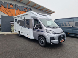 Carado T457 Pro+ Paket MJ26 mit Einzelbetten und Garage (Face to Face Sitzgruppe)