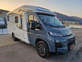 Hymer Exsis T474 mit Einzelbetten und Garage