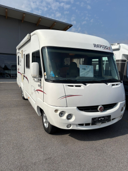 Rapido 986F mit französischem Bett