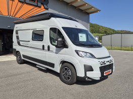 Hymercar Redwood Trail 600 mit Heckquerbett mit Aufstelldach