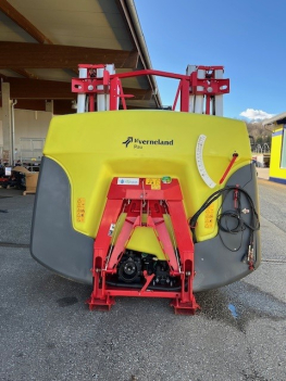 Kverneland iXter B13